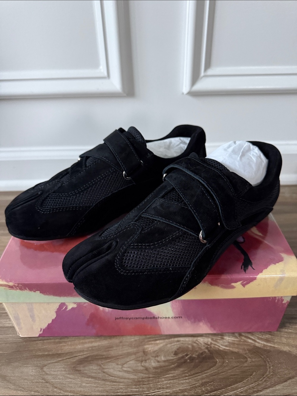 Jeffrey Campbell Cantor Split-Toe Sneakers Women's Shoes Black Sz 8 New In Box